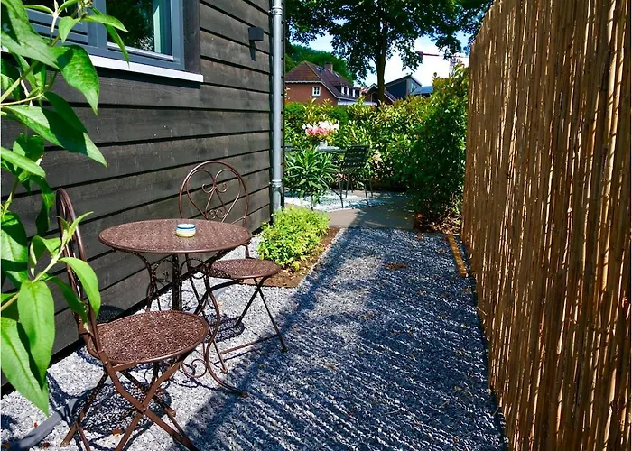 Udens Buiten Bed & Breakfast 3*